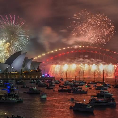 اهنگ چشای تو اگه سگ نداشتن من شک نداشتم عوض نمیشدم