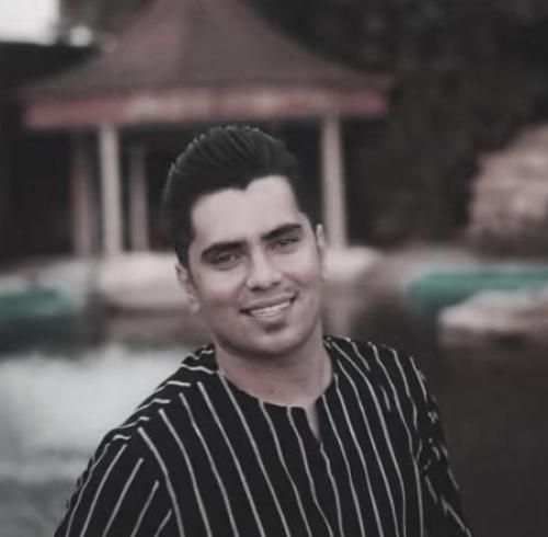 جواد نکایی جنگی می براره شهر پرچم داره