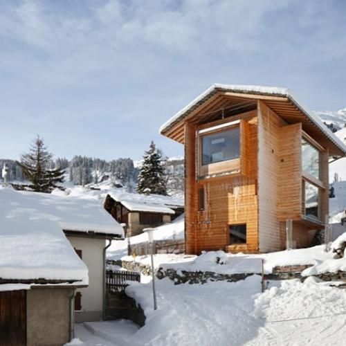  بنداز برو اونجا که غم نی دم پر اون آدم سم نی اونجا که لبامون واقعی خندید