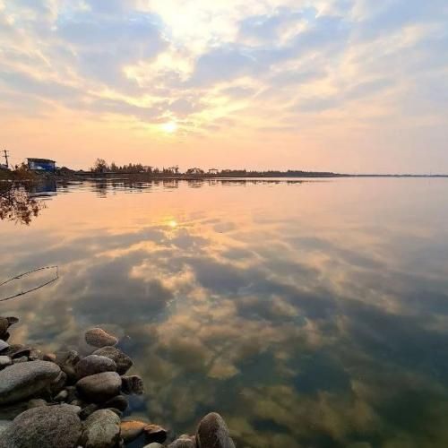  بهم حال میده بغلتو میخرم کل بدنتو