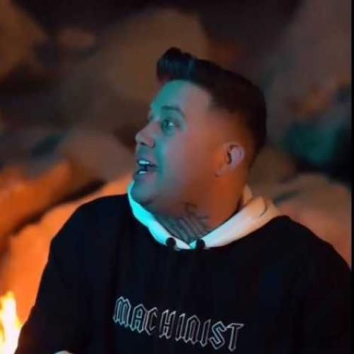 علی احمدیانی چشام برات پر میزدن تو که برام پر پر شدی