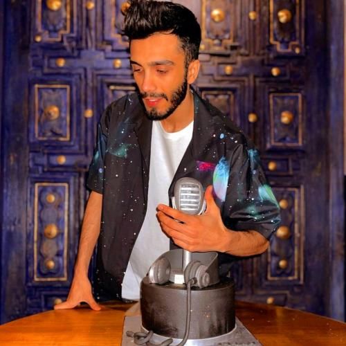 مهراد جم دلم تنگ میشه برات تا دو دقیقه نیستی پیشم