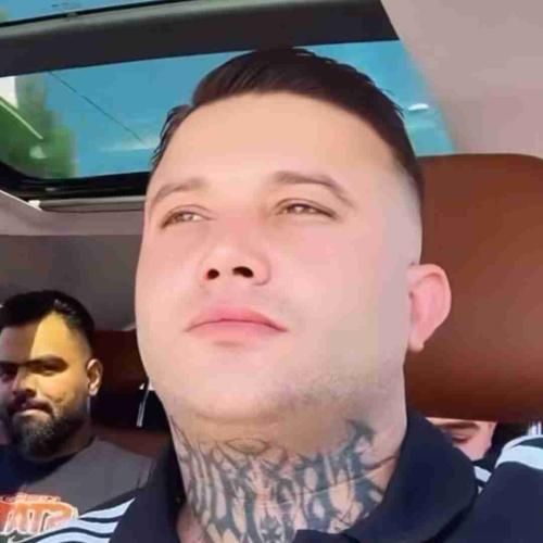 علی احمدیانی زدی منه زمین خدا ازت نمیگذره