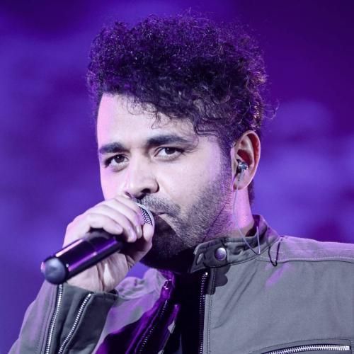 میثم ابراهیمی میچینم واسه تو همه چیو قشنگ یکی دیوونته