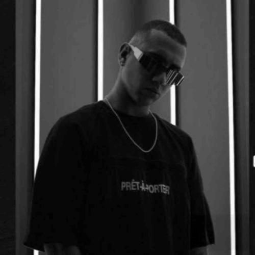 شایان یو چیکار کنم از دست تو بگو با کی عوض کنم