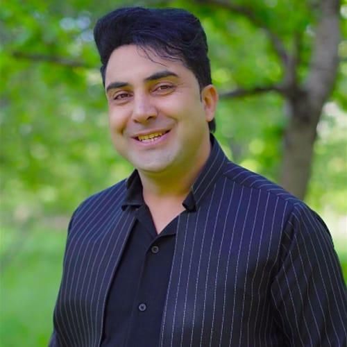 مهرداد صفری