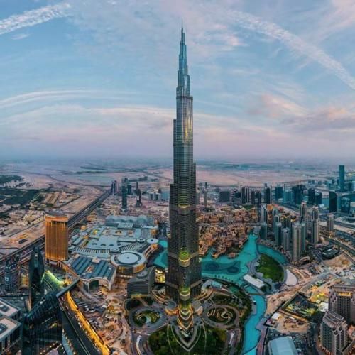 پشت سرم هر کی میگه بدمو تا میبینتم