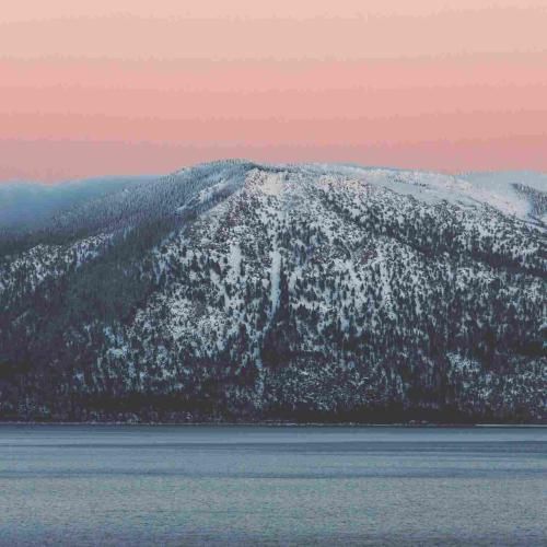 به خودم دیر اومدم گریه میکردم دیروز همش